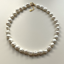 Load image into Gallery viewer, PARIS AUTUMN